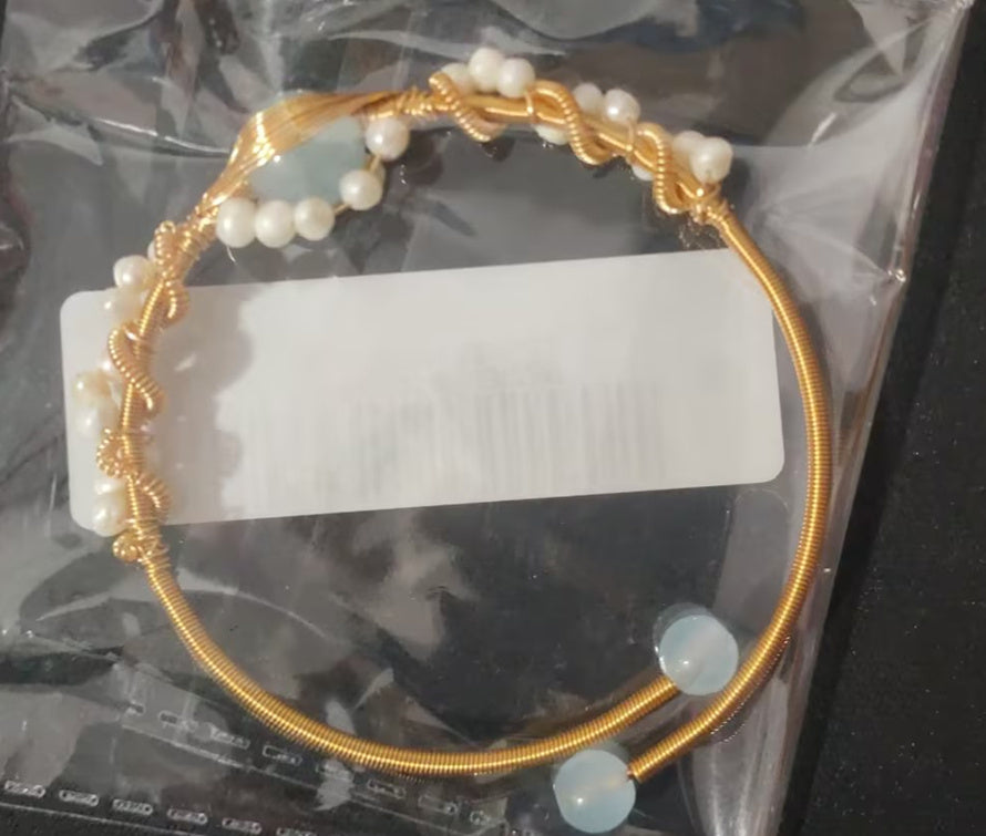 Gold Plating Pearl Bracelet Gold Wire, Vintage charm meets modern elegance.